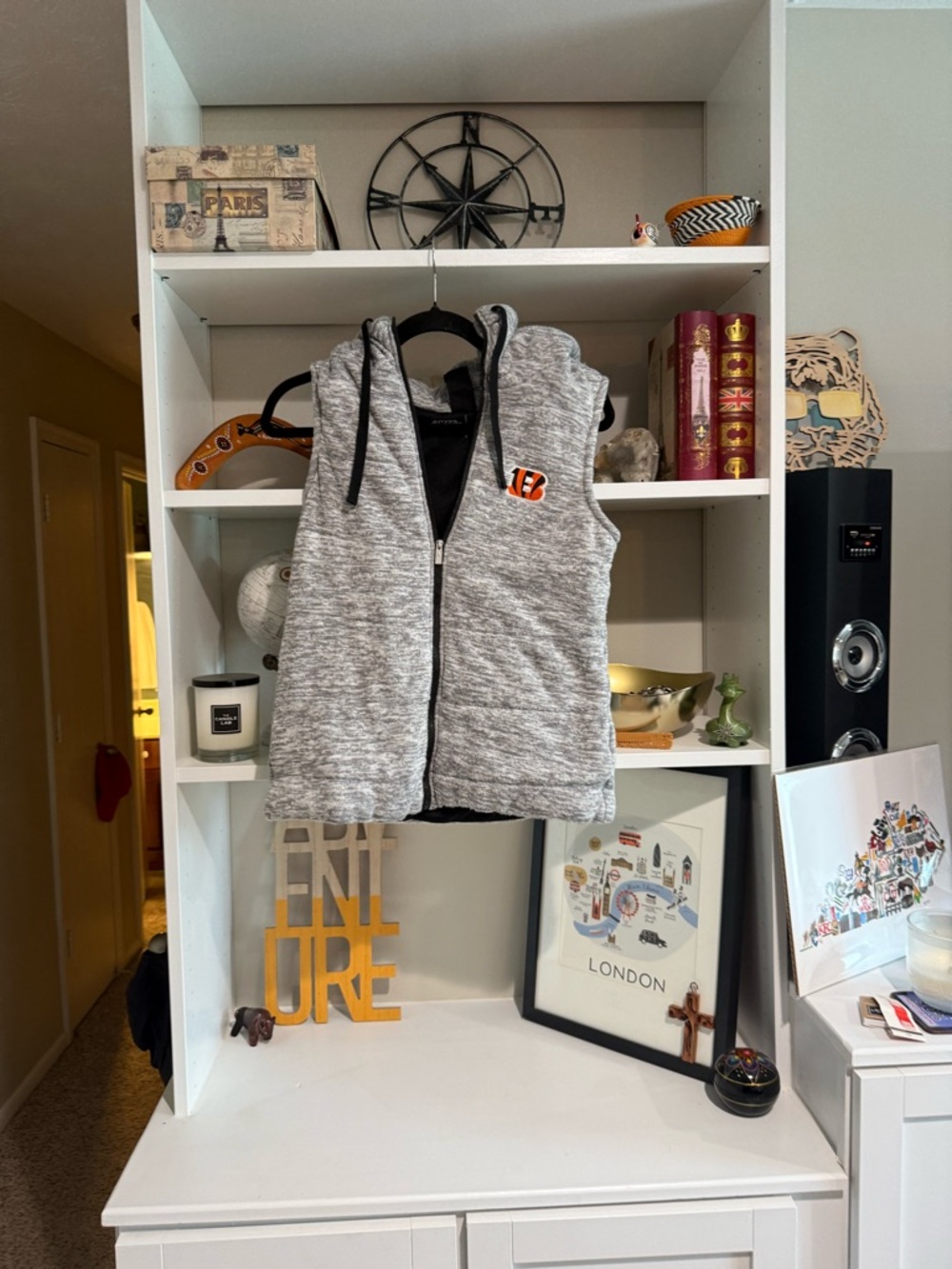 Gray Sleeveless Zip-Up Hooded Vest with Bengals Logo